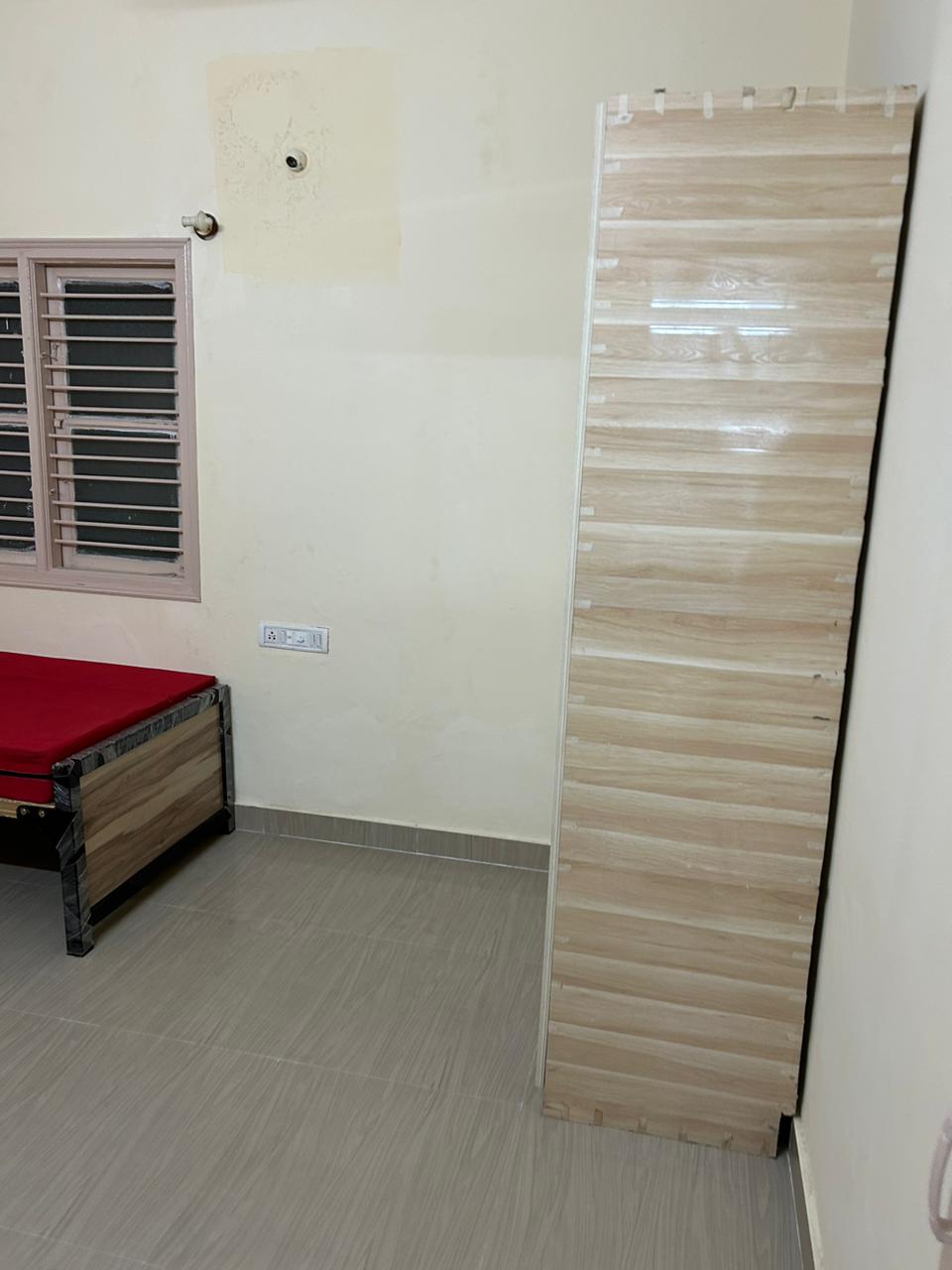 Gowtham pg for gents