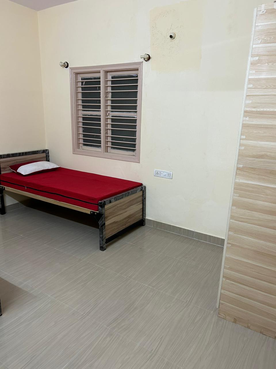 Gowtham pg for gents