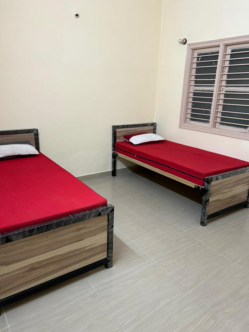 Gowtham pg for gents